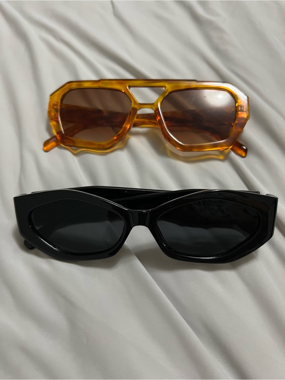 Set of Two Fashion Sunglasses - Amber & Black Frames